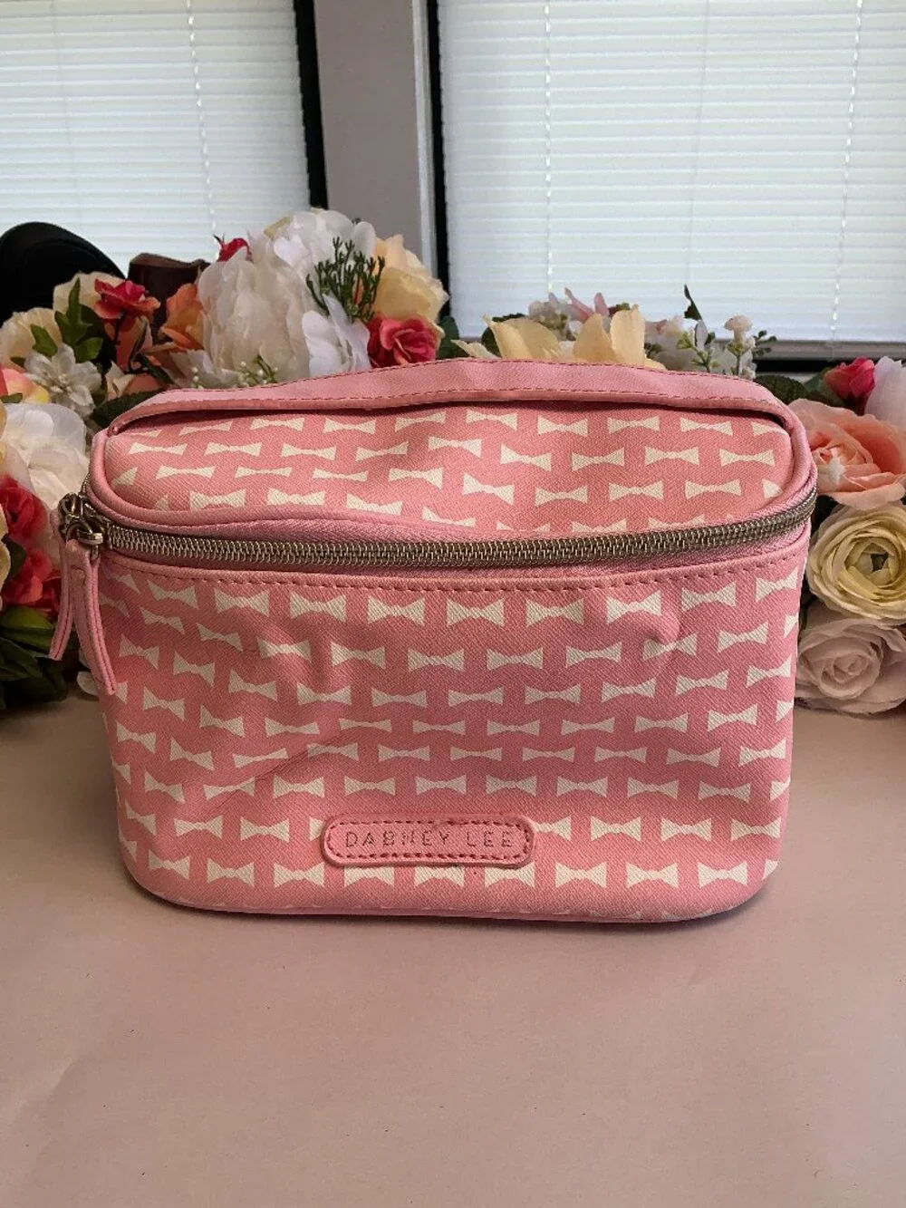 Dabney Lee Pink White Bow Train Case Cosmetic Makeup Travel Bag